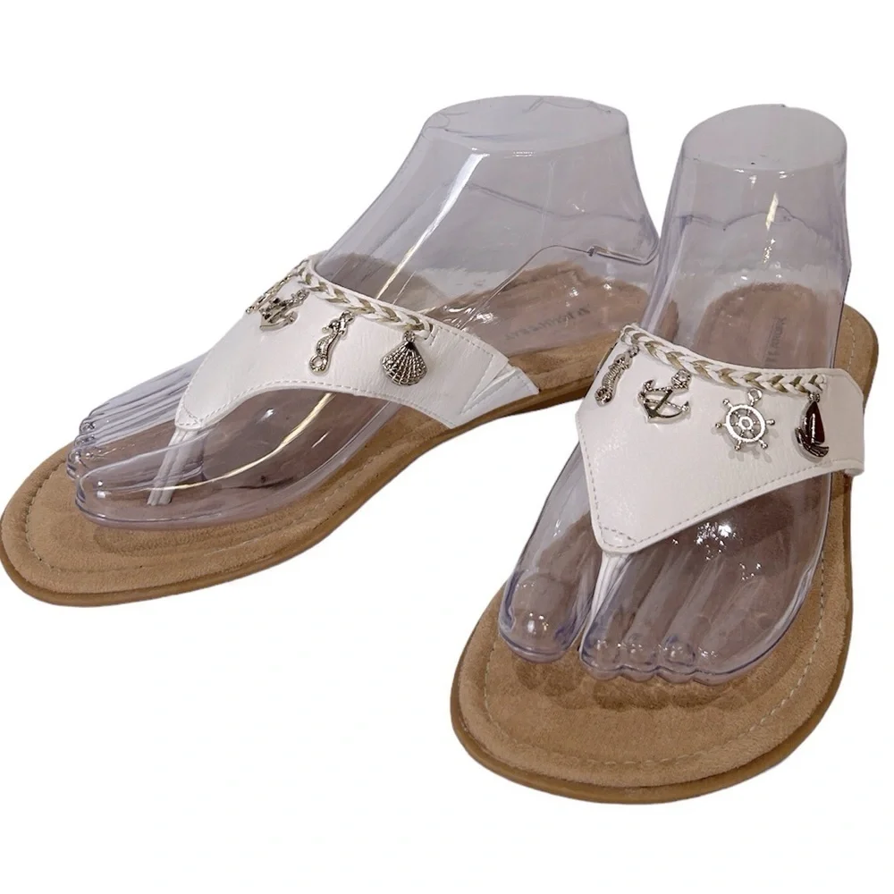 St. John’s Bay Women’s Sandal Nautical Charm Thong Blue/White Slip On Size-6.5